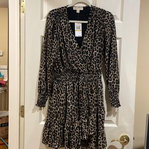 MICHAEL Michael Kors Animal Print Pebble Crepe Surplice V-Neck Long Cuff Sleeve